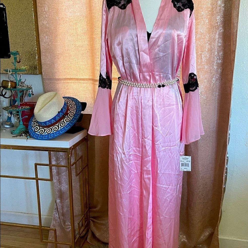 New California dynasty rope and dress size small